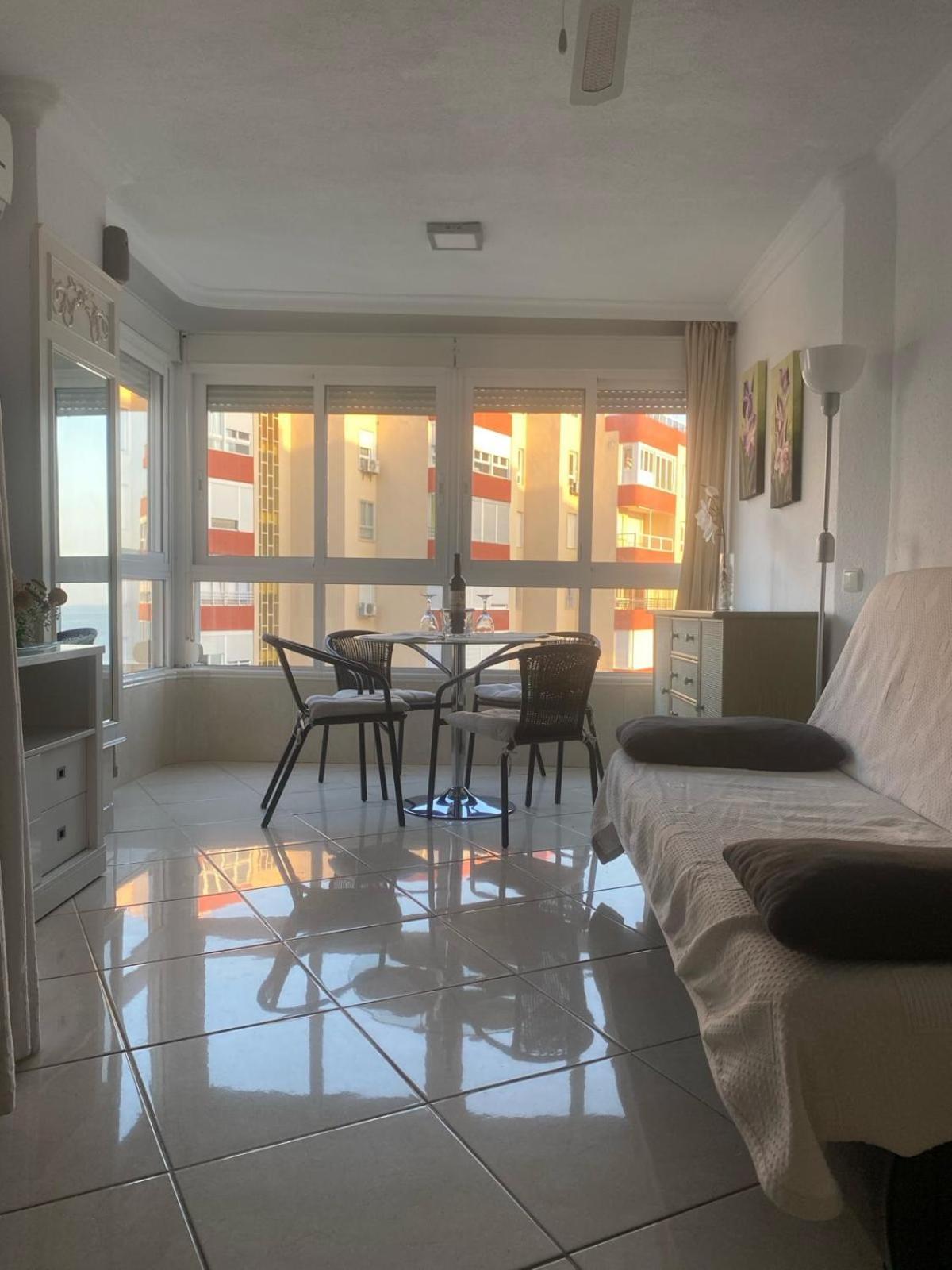 Apartamento Frente Al Mar Torrox Esterno foto