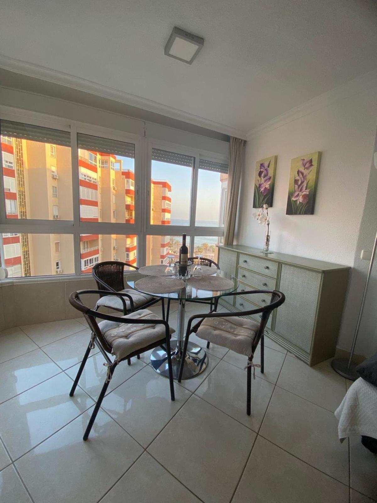 Apartamento Frente Al Mar Torrox Esterno foto